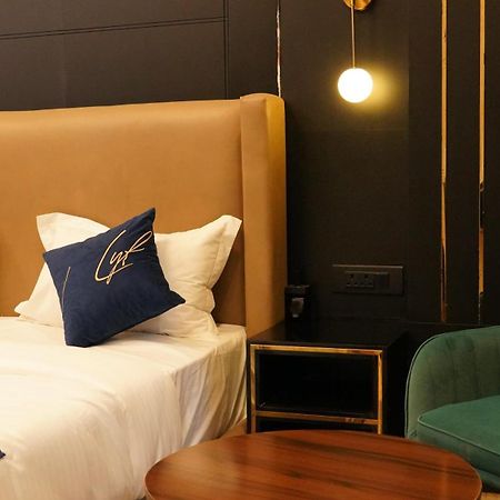 Aquila Grand Suites - Noida Sector 136 Ngoại thất bức ảnh