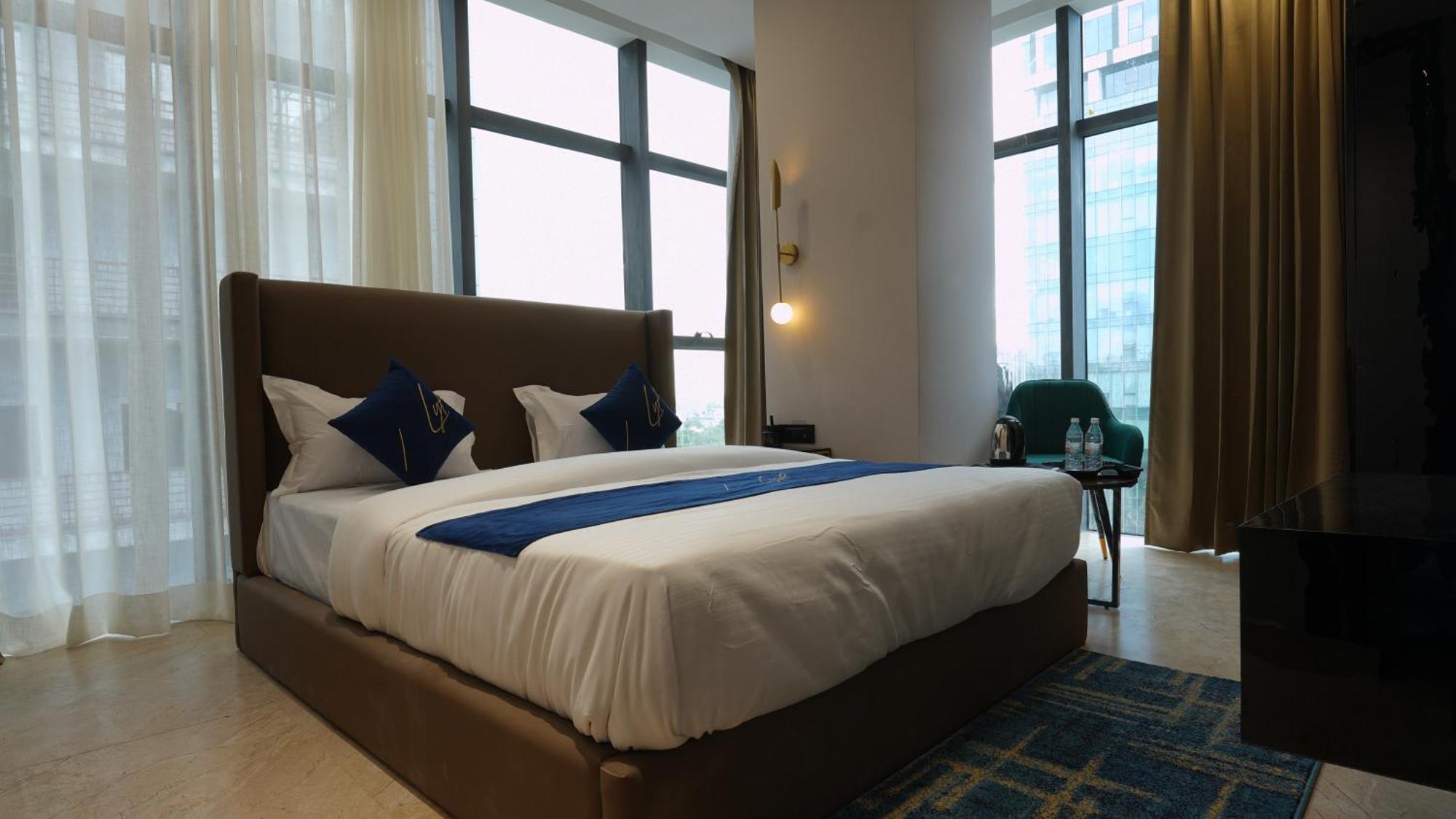 Aquila Grand Suites - Noida Sector 136 Ngoại thất bức ảnh