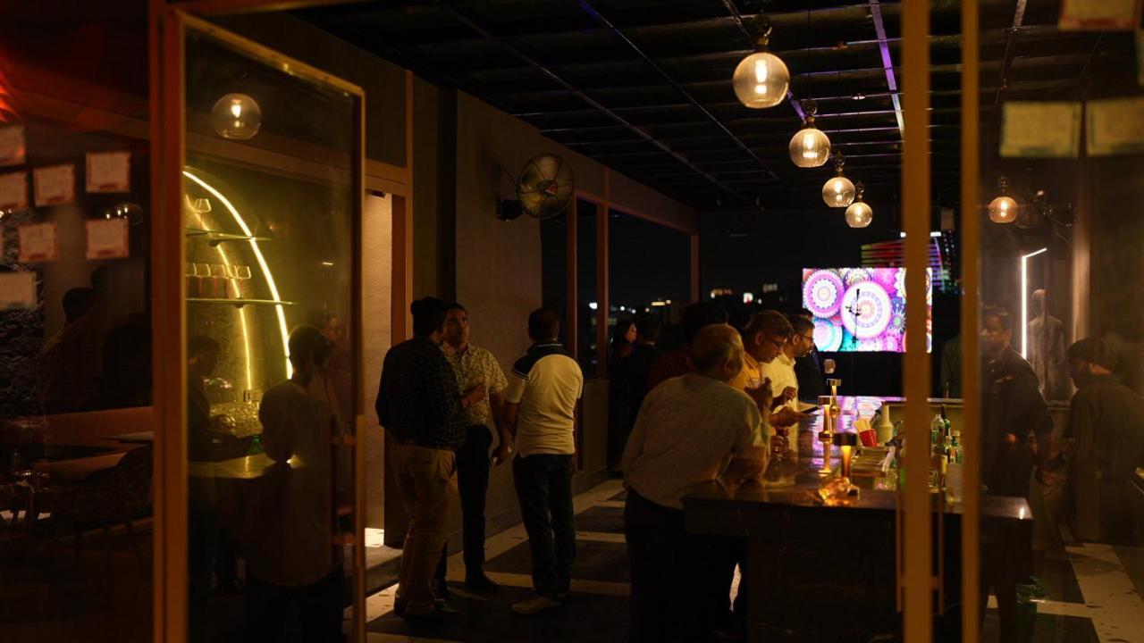 Aquila Grand Suites - Noida Sector 136 Ngoại thất bức ảnh